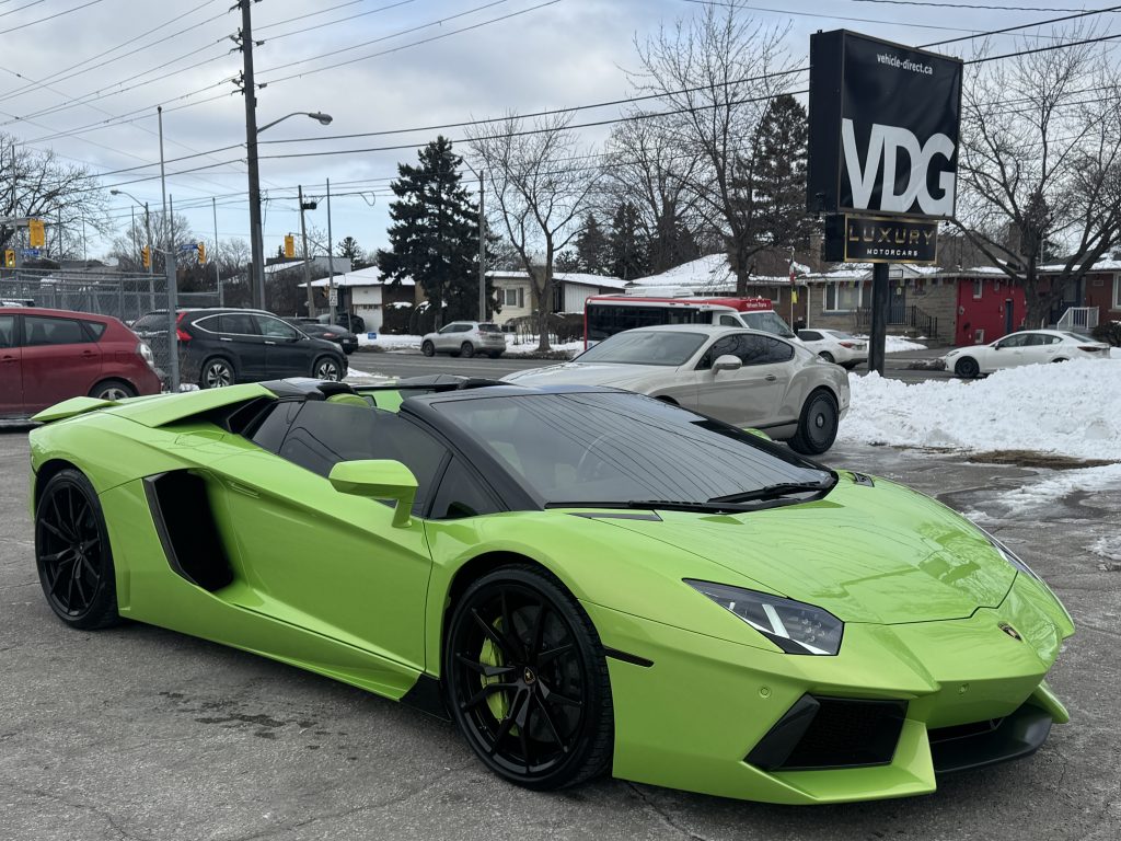 2015 Lamborghini Aventador Roadster LP 700-4