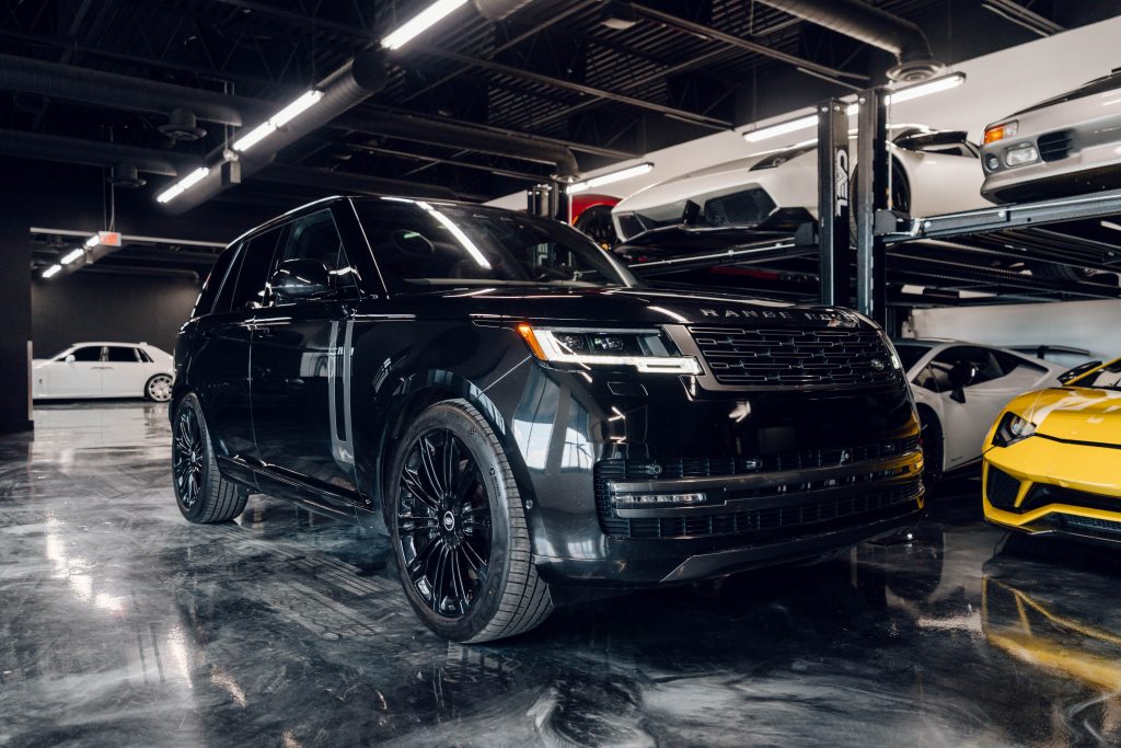 2023 Land Rover Range Rover SE P530
